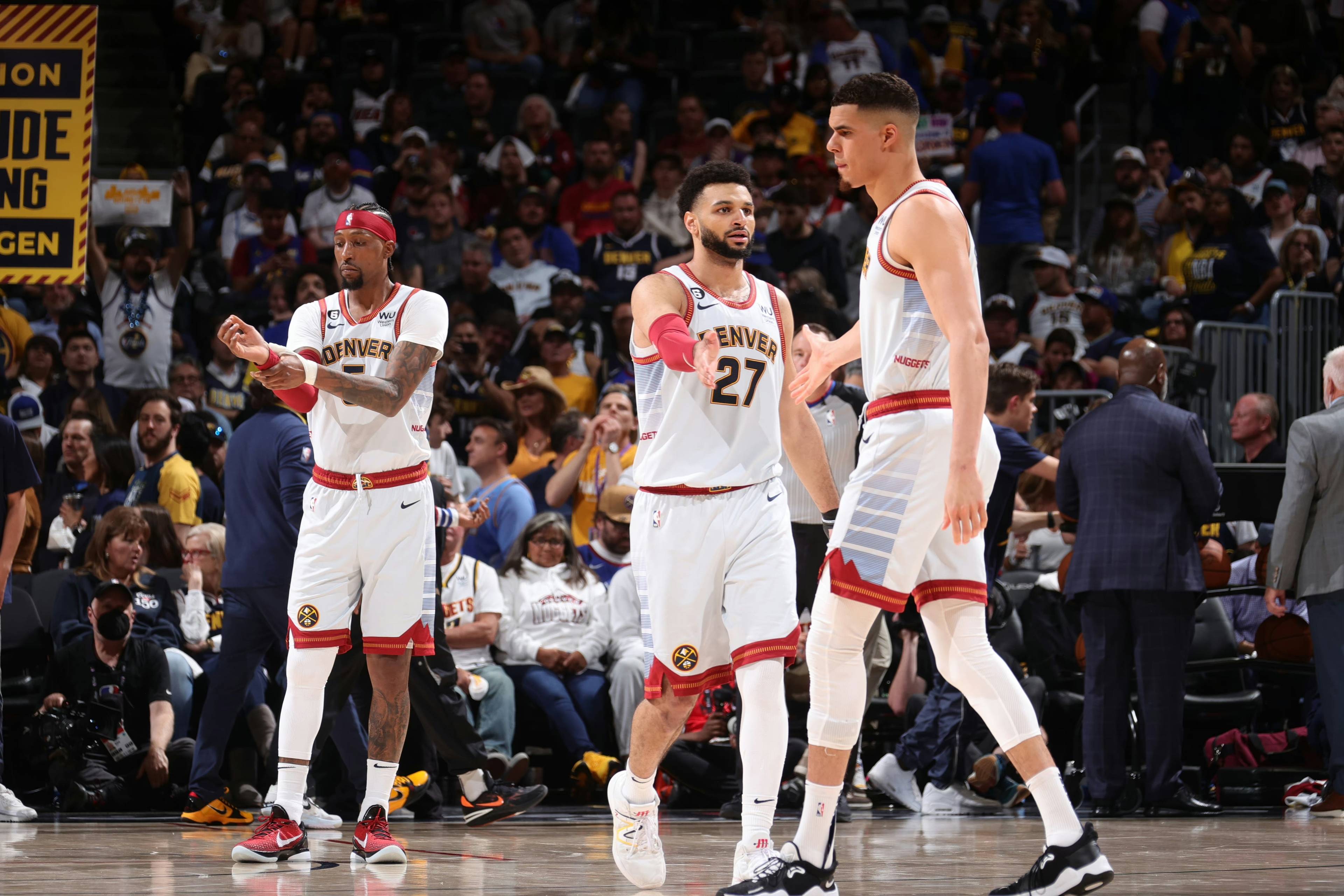 乐部刻下里 乐部刻下里